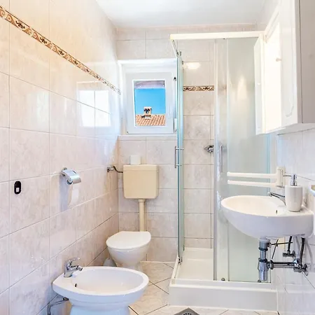 Lägenhet 1 With Pool *