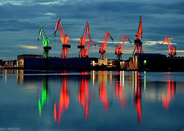 Lejlighed 1 With Pool