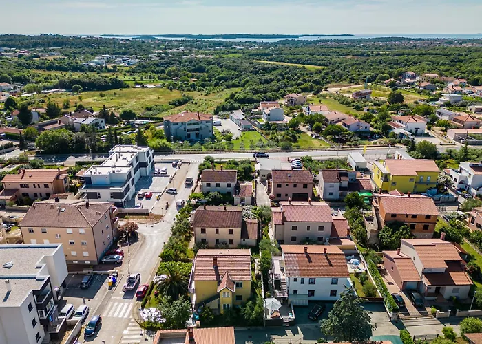 Apartament 1 With Pool Pula