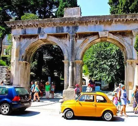 Apartmán 1 With Pool Pula